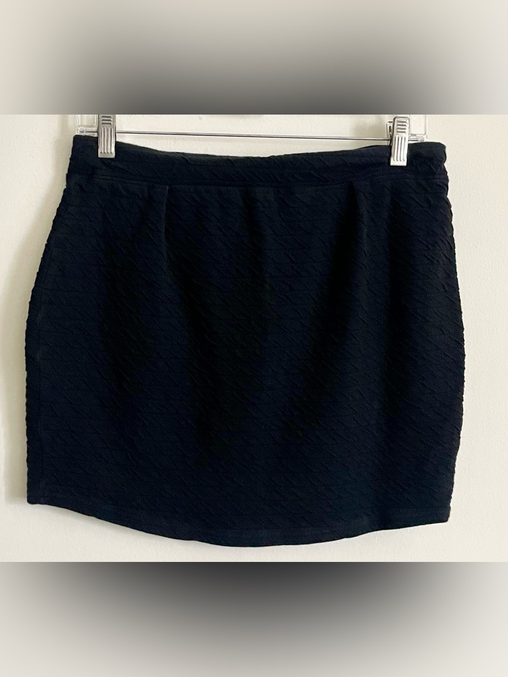 ✨Sparkle & Fade Black Textured Mini Skirt ✨